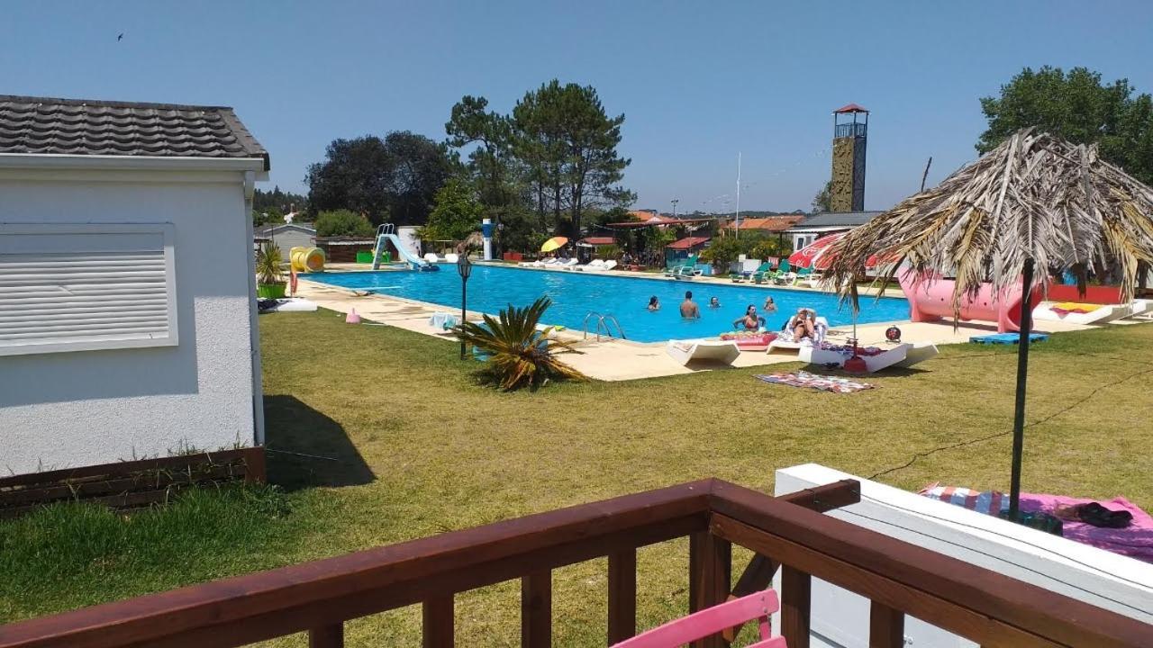 Bungalow Au Bord De La Piscine 4 Pers 5A Burinhosa Extérieur photo