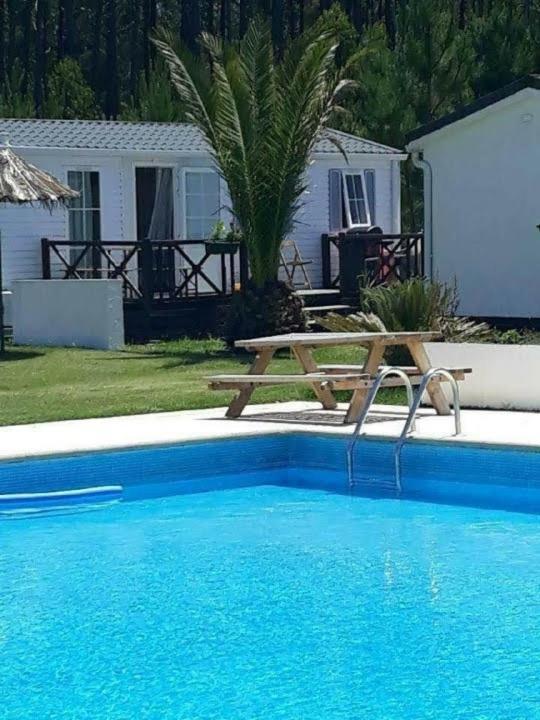 Bungalow Au Bord De La Piscine 4 Pers 5A Burinhosa Extérieur photo